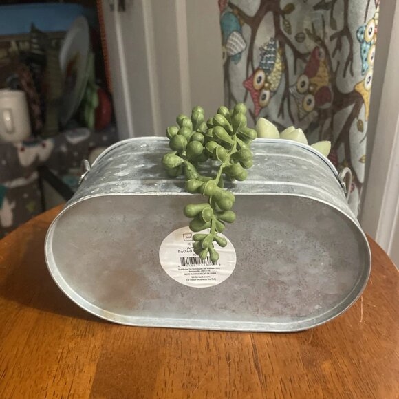 Mainstays 6.8" Artificial Succulent Plants in Metal Planter - Picture 6 of 6